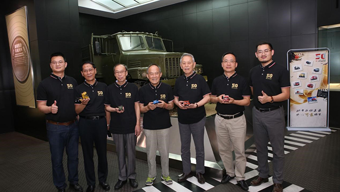 彩神lx公司建设50周年重走500公里汽车长廊走进十堰